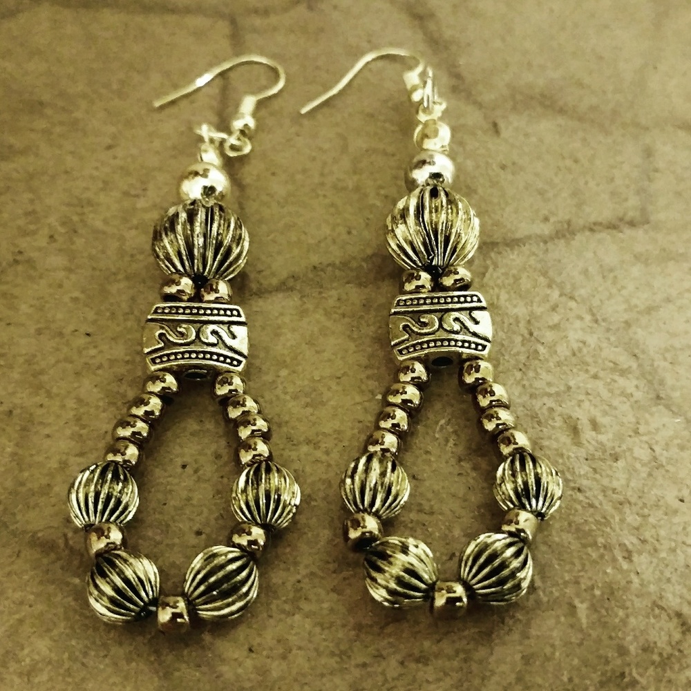 Beaded gold earrings